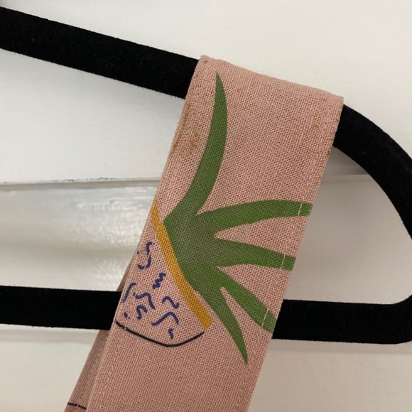 Selva Negra tank blouse (SOLD) - Picture 2 of 3